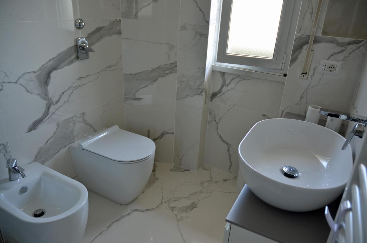 Youhosty - Savona 94 A Milano Ngoại thất bức ảnh